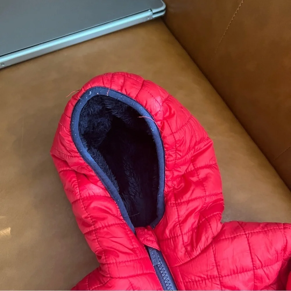 DKNY Baby Unisex Snowsuit 24M Zip Up One Piece Insulated Hooded Red Quilted